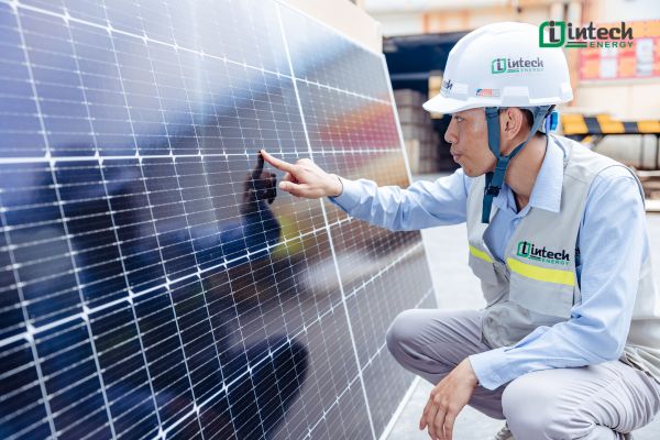 Intech Energy lắp Trọn bộ năng lượng mặt trời độc lập 1kW 