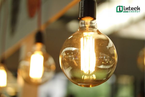 Ưu nhược điểm của các loại đèn năng lượng mặt trời